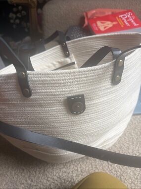 Jute  Bag with Black Trim - Unbranded Cream Shoulder Tote